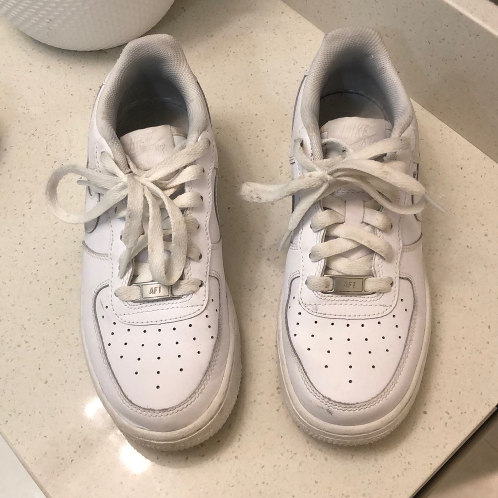 Nike Air Force - White size